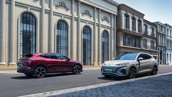Byd Tang e una nuova tecnologia ibrida plug-in al Salone di Ginevra 2024