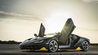 Automobili Lamborghini: 60 anni di auto uniche